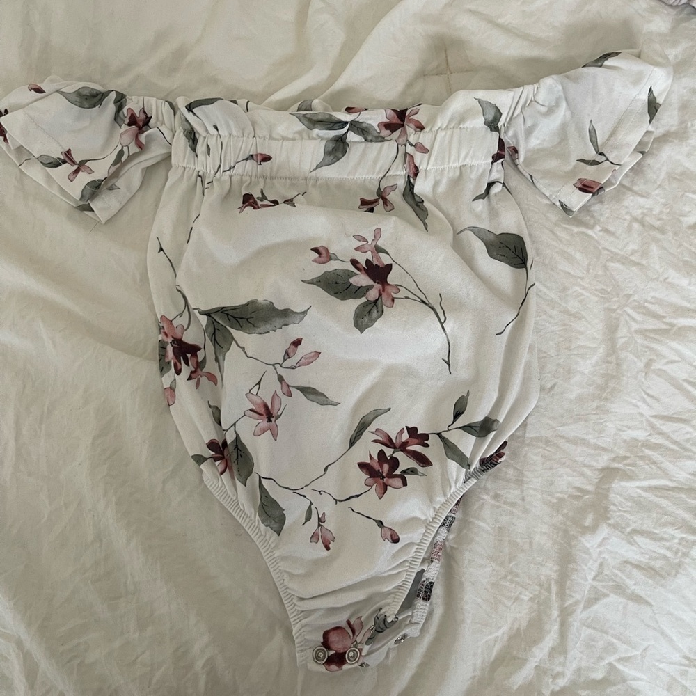 Boutique onsie